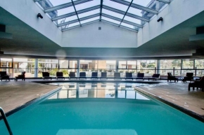 Oceana Suites Ocean Drive